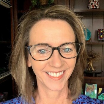 Lisa Oldham